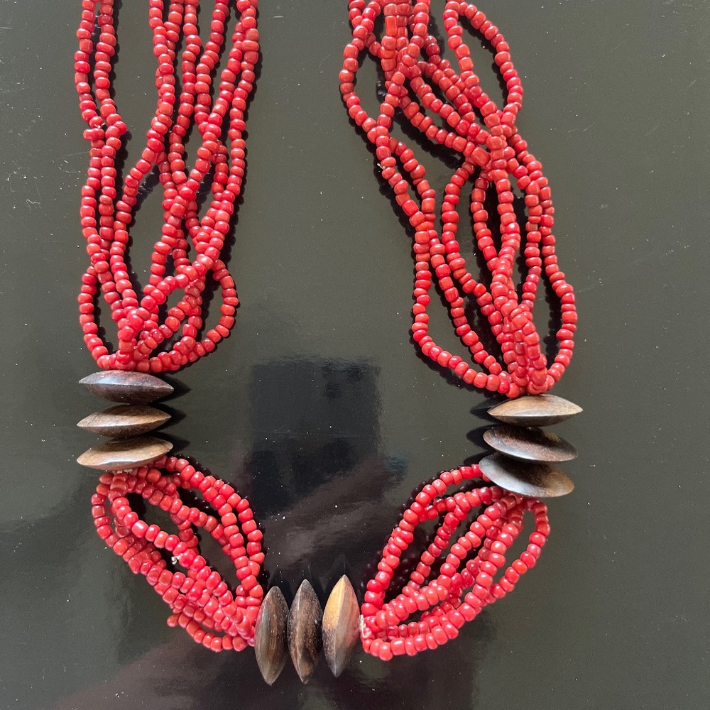 Vintage beaded necklace- dark red